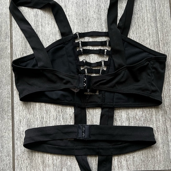 Strappy bodysuit - Picture 3 of 5